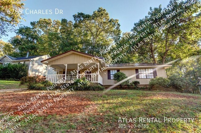 Building Photo - 6769 Charles Dr