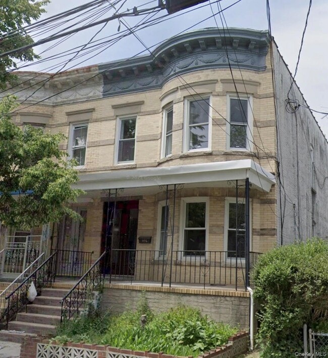 Building Photo - 76-19 85th Dr