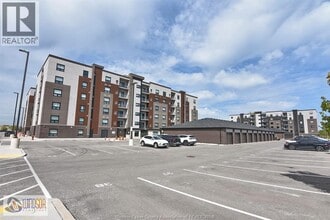 Building Photo - 728 Brownstone Dr