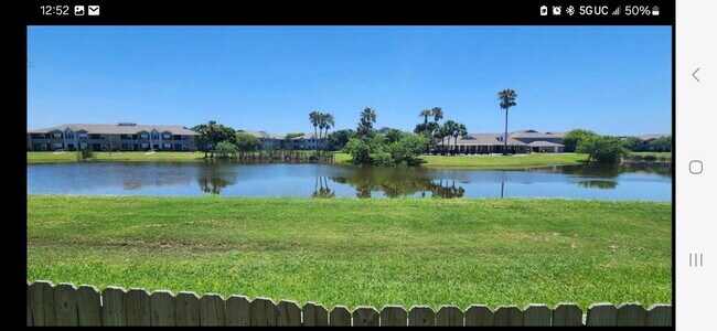 Foto del edificio - 2414 Westlake Cir N