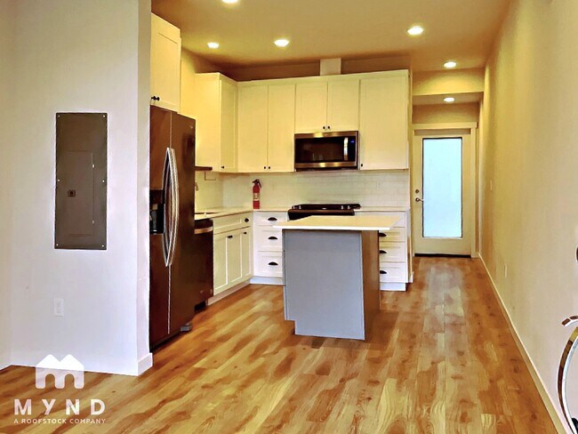 Foto del edificio - 7023 42nd Ave S