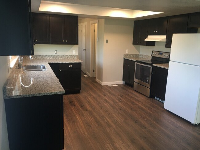 Building Photo - 209 Wilson Ln