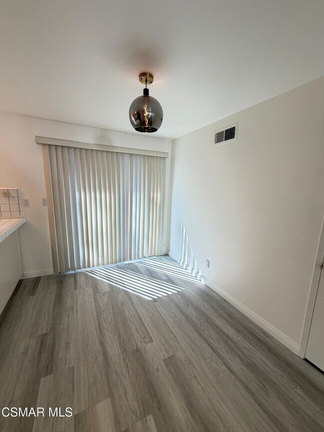 Foto del edificio - 7254 Pomelo Dr