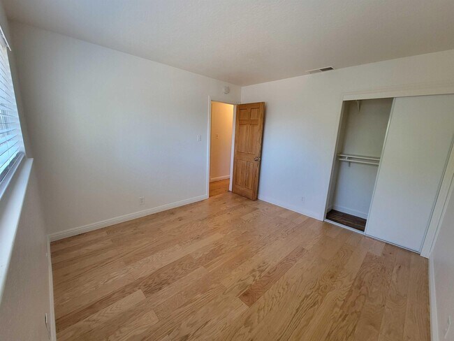 Foto del edificio - 2301 Field St