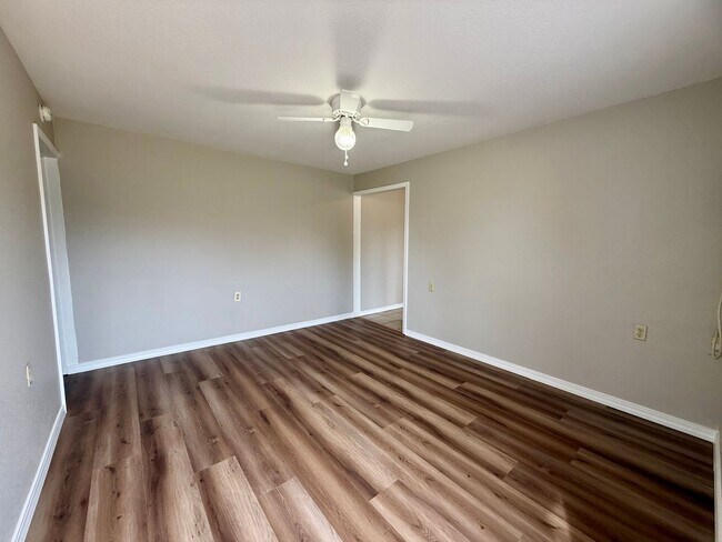 Foto del edificio - 204 N 16th Ave