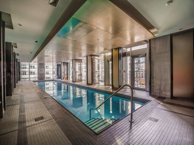 Building Photo - 98 Lillian St