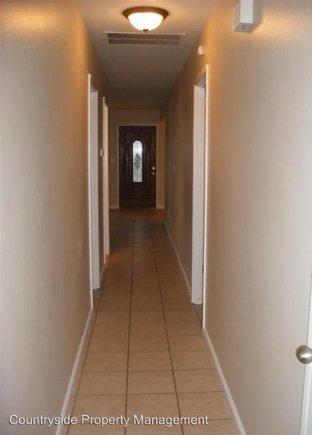 Building Photo - 4 br, 2 bath House - 912 Roselawn Avenue