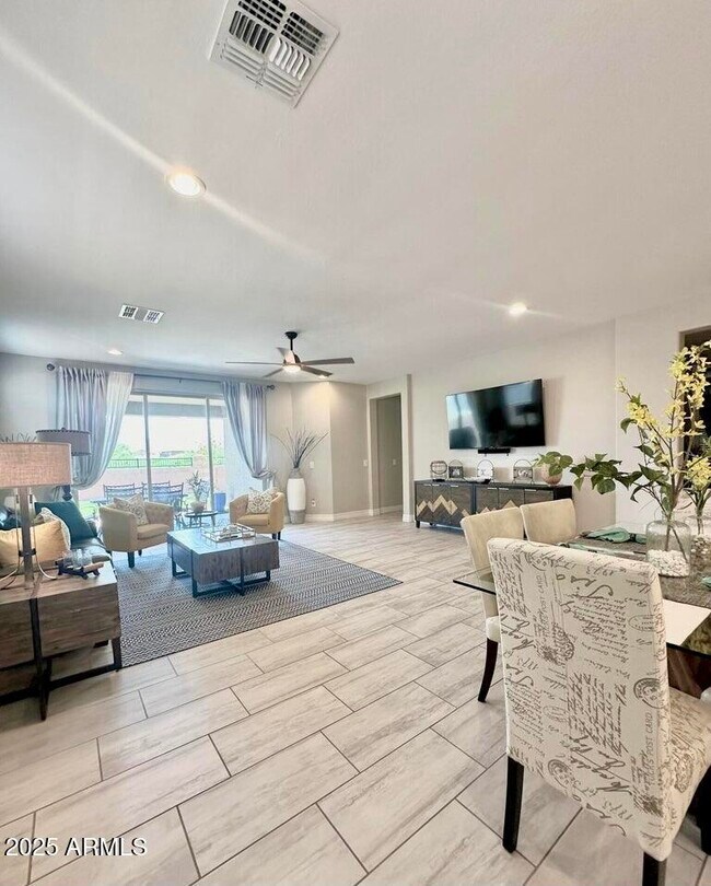 Foto del edificio - 11665 W Levi Dr