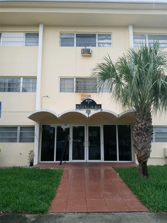 Building Photo - 1 bedroom in North Miami FL 33162