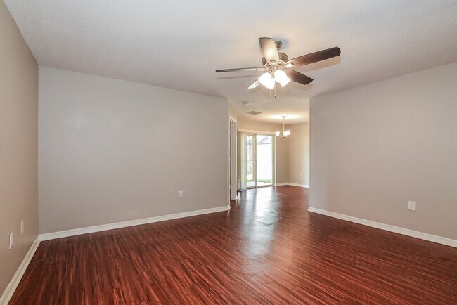 Building Photo - 10233 Patrick Dr