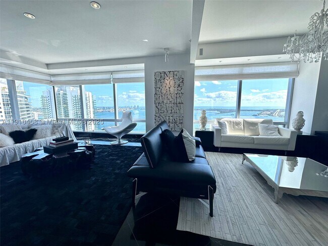 Foto del edificio - 1425 Brickell Ave