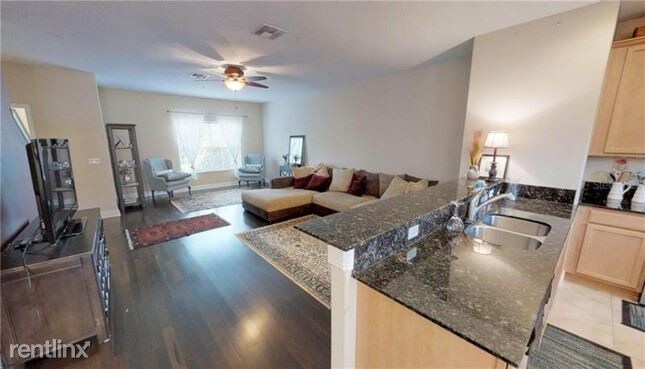 Building Photo - 3 br, 3 bath House - 1513 Cloverbay Ln
