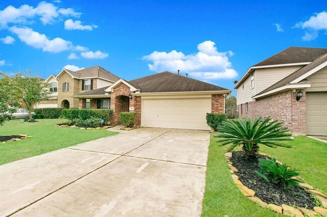Building Photo - 21711 Debray Dr