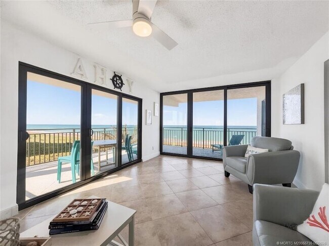 Building Photo - 10102 S Ocean Dr