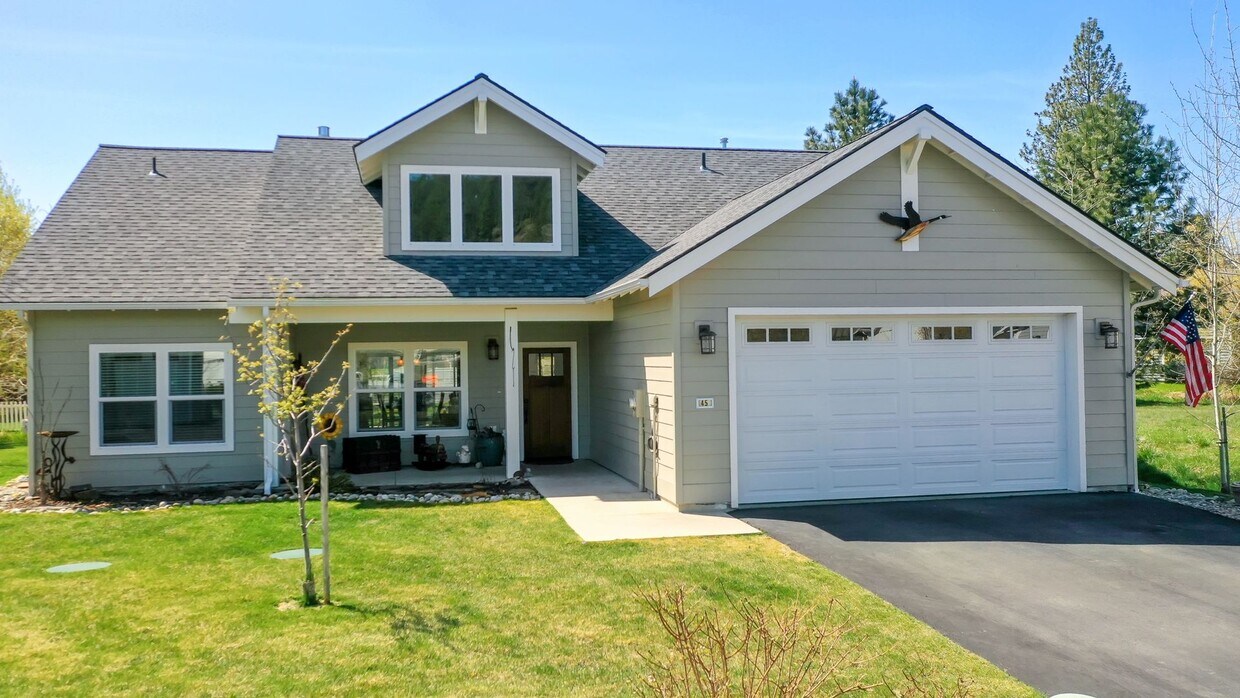 Primary Photo - Beautiful Dover Bay Home - Rent reduced to...