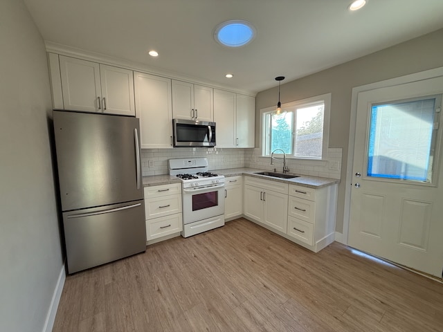 Kitchen - 1169 Leff St
