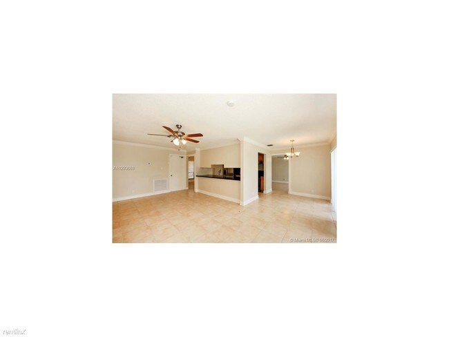 Foto del edificio - 16768 Golfview Dr