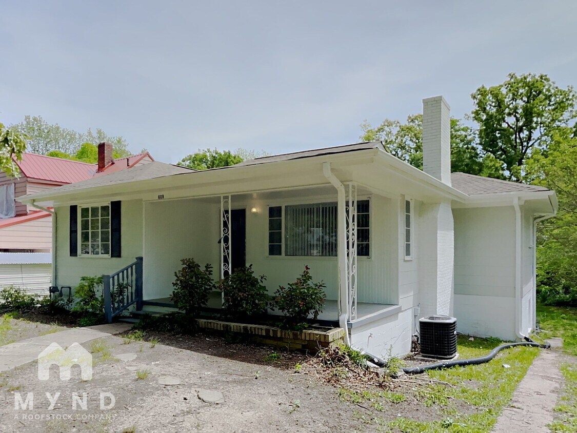 Foto principal - 609 7th Ave