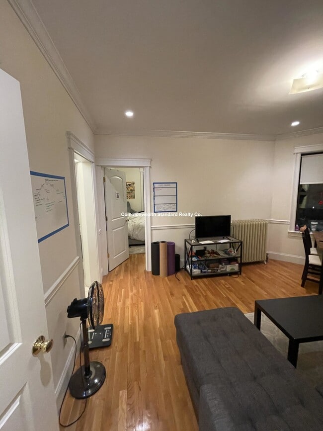 Foto del edificio - 1340 Commonwealth Ave