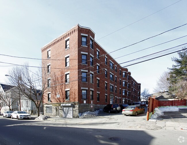 38 Salem St Salem, MA 01970 Rentals Salem, MA