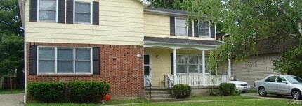 Building Photo - 217 Berehaven Dr