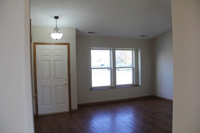 Building Photo - 3626 Durant Dr