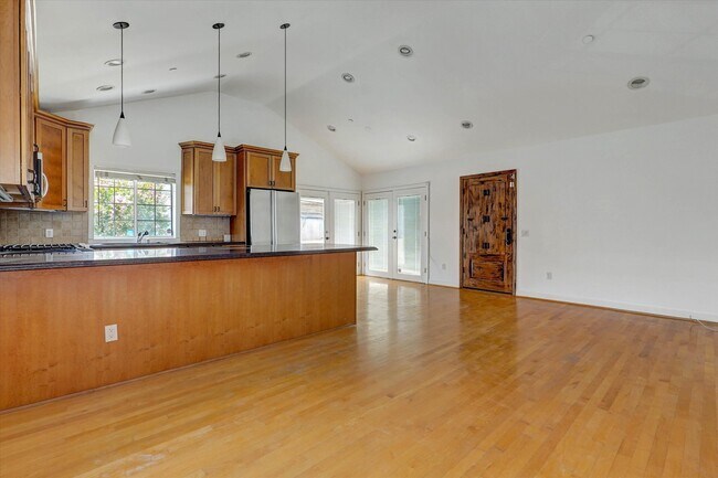Foto del edificio - 456 Smithwood Dr