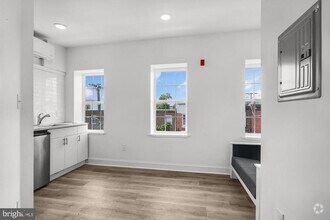 Building Photo - 2046 E Huntingdon St