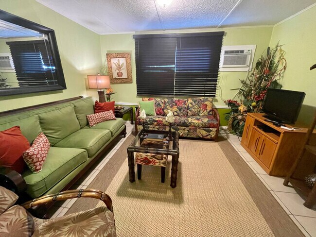 Building Photo - 2521 Avenue Q
