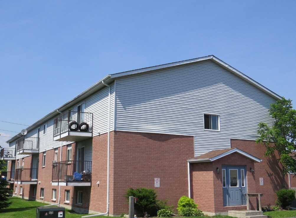 Primary Photo - 236 W Moira St
