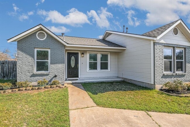 Building Photo - 5608 Honey Dew Terrace