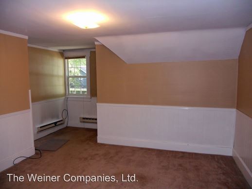 Building Photo - 310 N James St