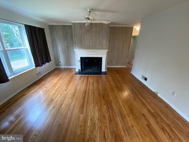 Foto del edificio - 3105 Homewood Pkwy
