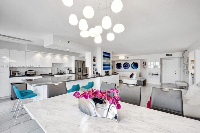 Building Photo - 1201 S Ocean Dr