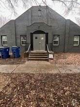 Building Photo - 1704 Santa Fe S