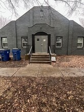Building Photo - 1704 Santa Fe S