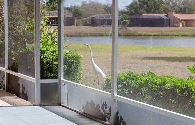 Foto del edificio - 1355 Kirkwood Ln