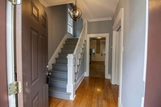 Building Photo - 1034 Blendon Pl