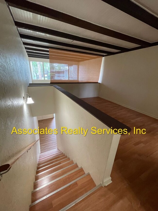 Building Photo - 611 SW 75th St