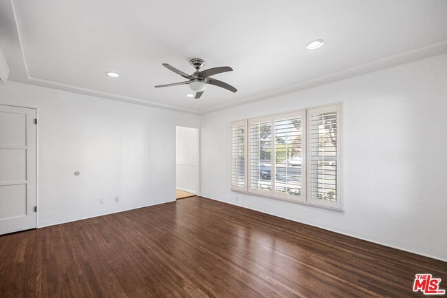 Building Photo - 1512 Ocean Park Blvd