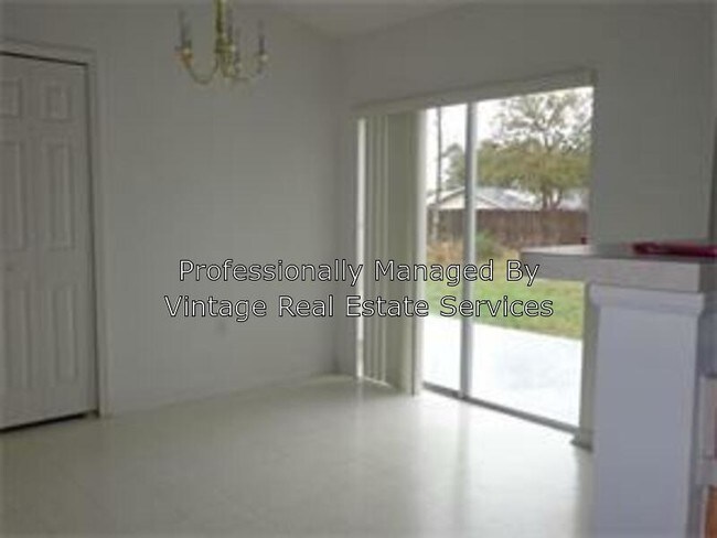 Foto del edificio - 9117 Northcliffe Blvd