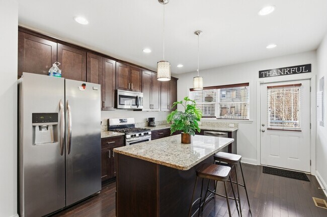 Foto del edificio - 1012 McDonogh St