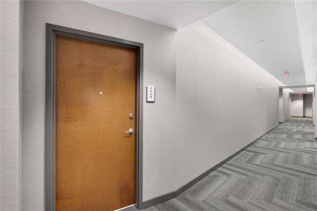 Foto del edificio - 361 17th St NW