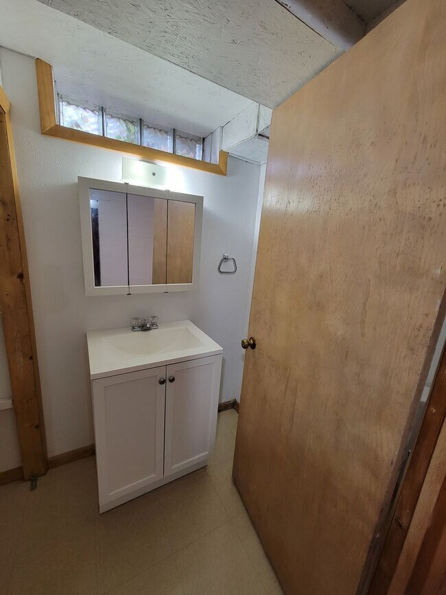 Foto del edificio - Great Home in quiet Waterloo Neighborhood