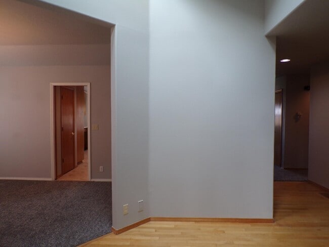 Building Photo - 14268 SW 134th Dr