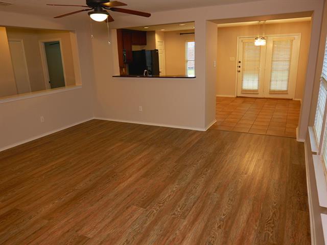 Building Photo - 7004 Dove Tail Dr