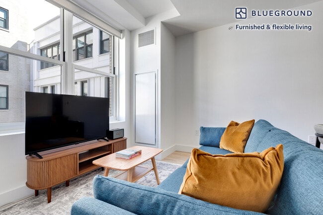 Building Photo - 30 Morningside Dr Building Photo - 30 Morningside Dr