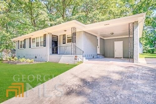 Building Photo - 60 Oak Dr SW