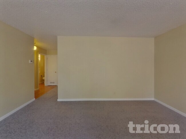 Foto del edificio - 1965 Windsor Way