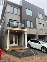 Building Photo - 17 Dryden Ln